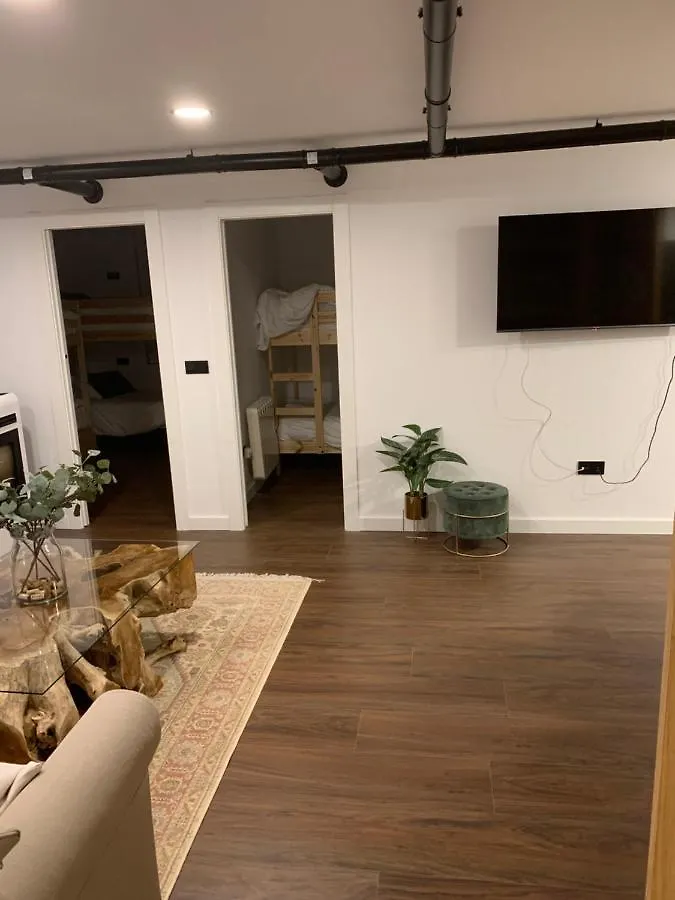Fantastic Brand New Appartment In Best Location Just Few Steps From The Ski Slope! Private Parking Sierra Nevada Apartment